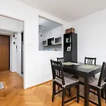 Rentplanet - Apartament Smolna
