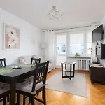 Rentplanet - Apartament Smolna